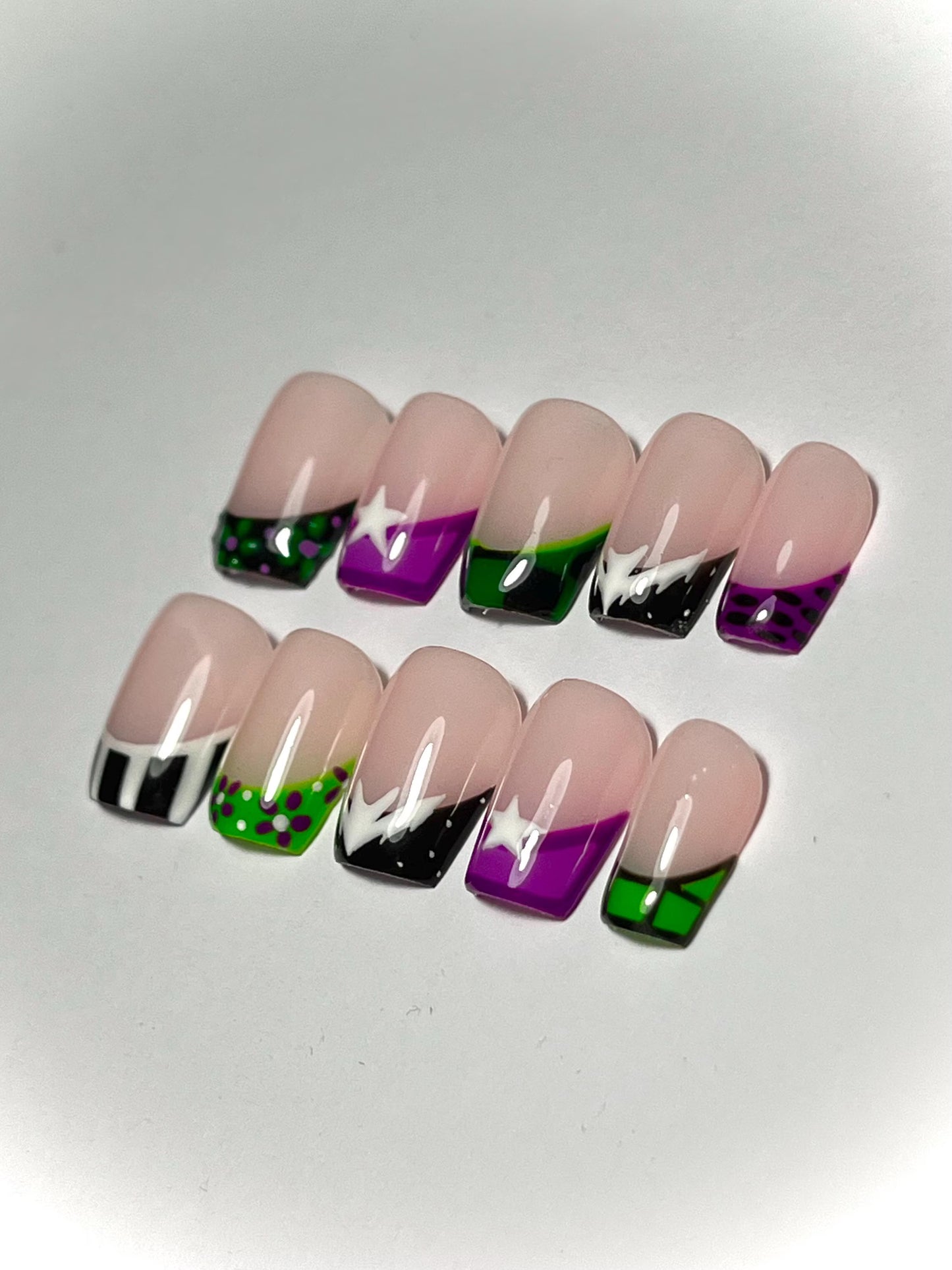 Halloween Limited Edition French Tip Handpainted Press-On Nails
